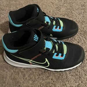 Nike Kyrie size 2y
